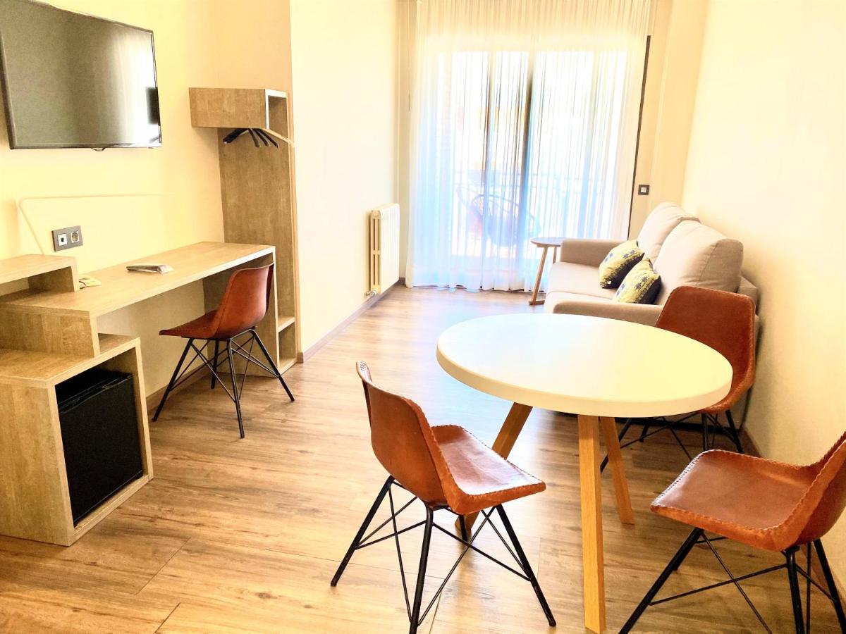 אינסה Hotel Dos Rios Central מראה חיצוני תמונה