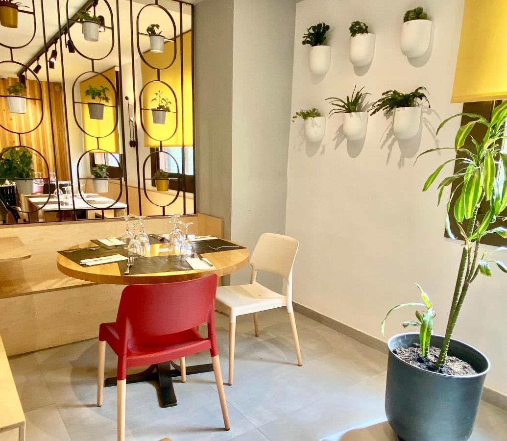 אינסה Hotel Dos Rios Central מראה חיצוני תמונה