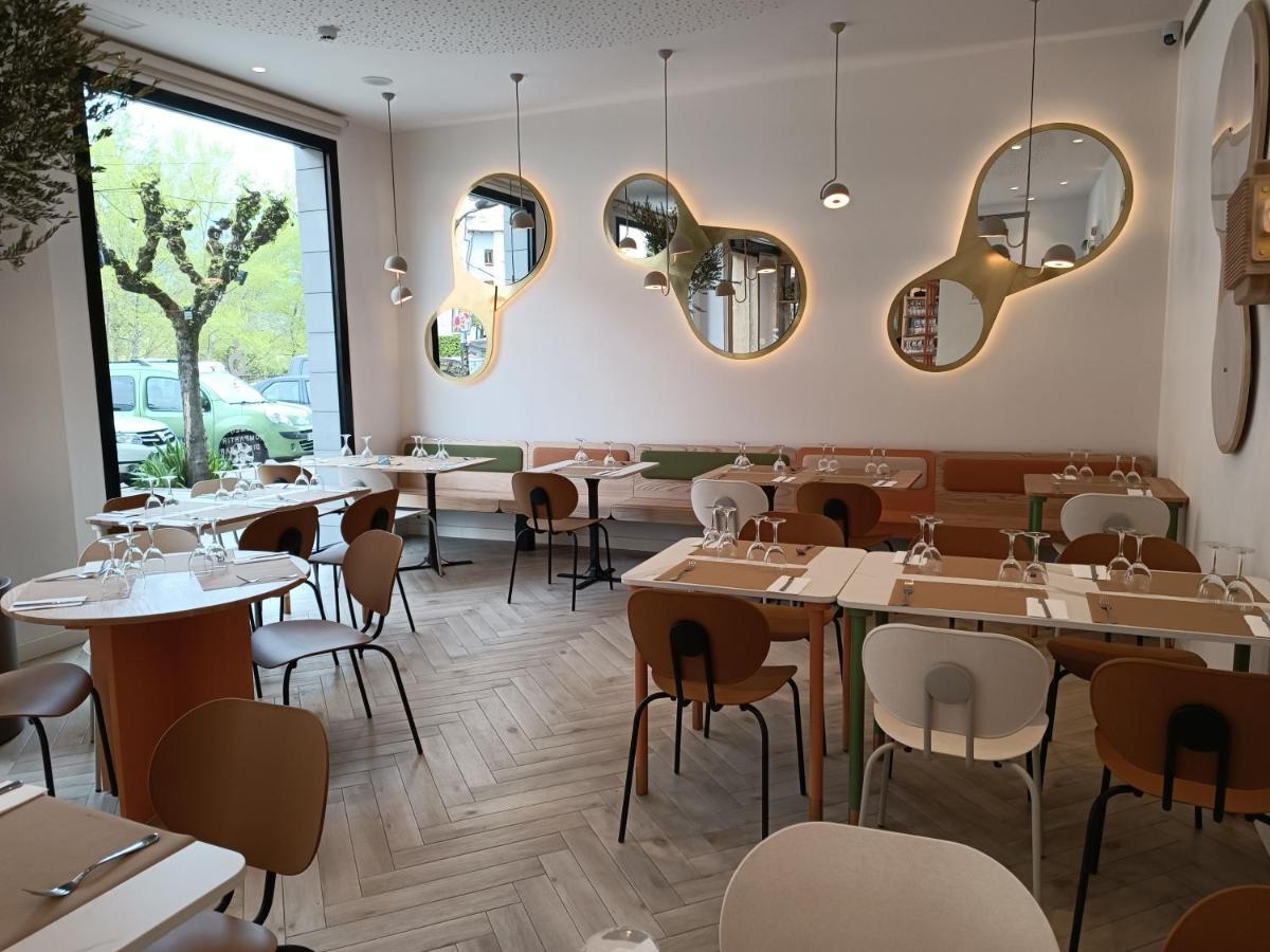 אינסה Hotel Dos Rios Central מראה חיצוני תמונה