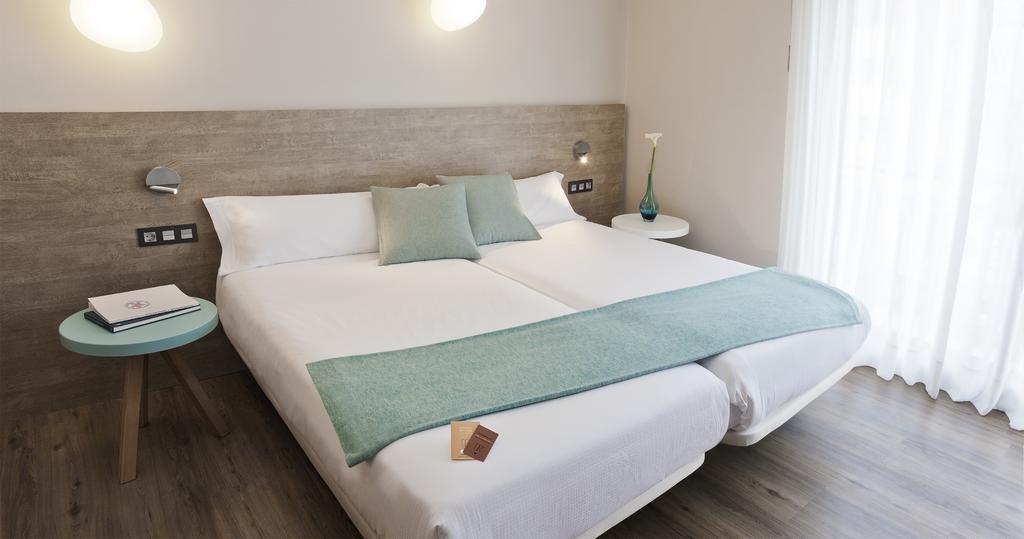 אינסה Hotel Dos Rios Central מראה חיצוני תמונה